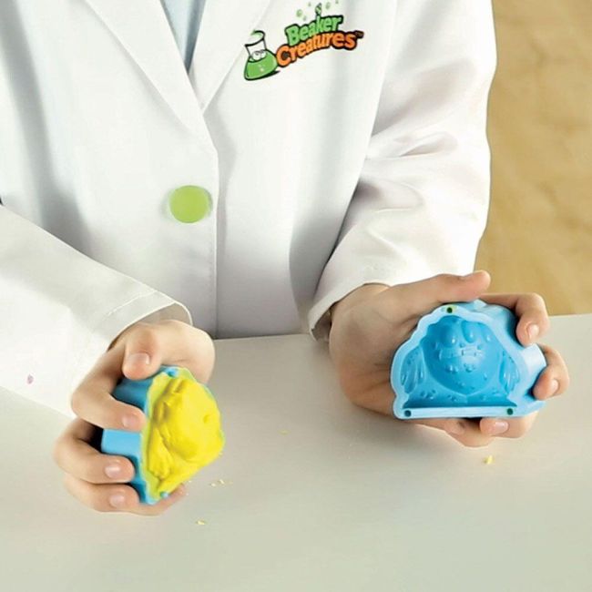 Monstruletii din laborator - experimente cu extraterestrii