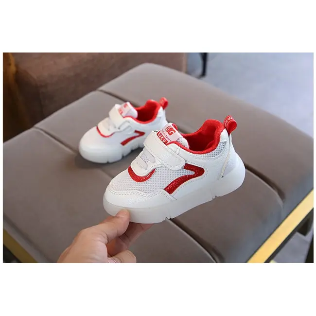 Adidasi albi cu insertie rosie - MB555-1..Marimea 21