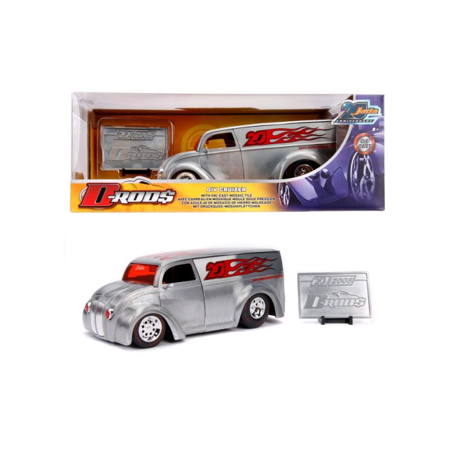 MACHETA METALICA CRUISER EDITIE ANIVERSARA SCARA 1 LA 24 VIV253745011