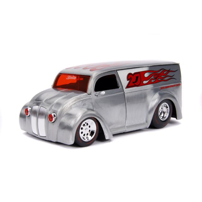 MACHETA METALICA CRUISER EDITIE ANIVERSARA SCARA 1 LA 24 VIV253745011