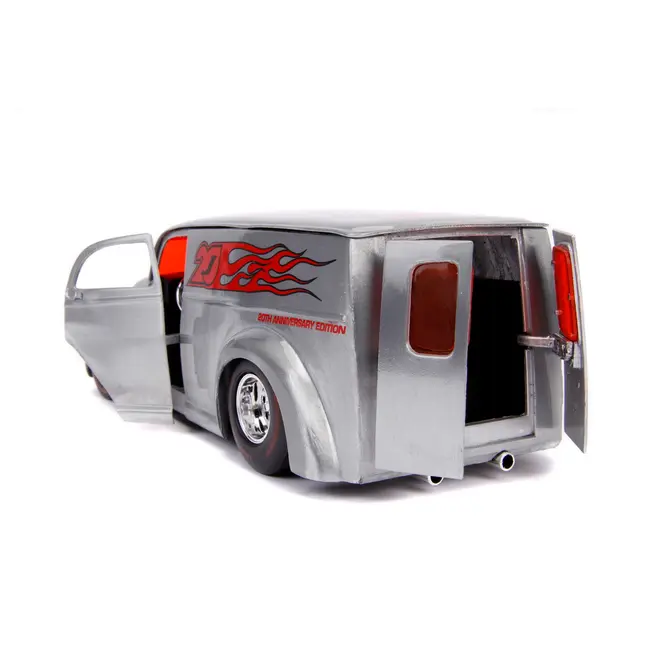 MACHETA METALICA CRUISER EDITIE ANIVERSARA SCARA 1 LA 24 VIV253745011