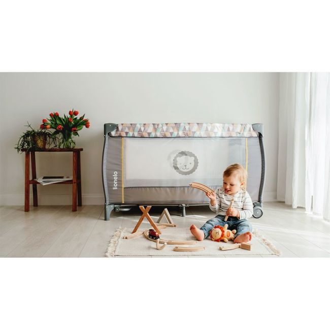 Lionelo - Patut pliant cu doua nivele Sven Plus, 120x60 cm, arcada jucarii, masuta de infasat, vibratii, melodii, Grey Scandi BYNLO-Sven Plus_Grey_Scandi
