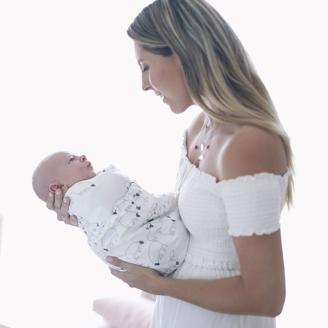 Sistem de infasare ergobaby sheep tnaswasheep