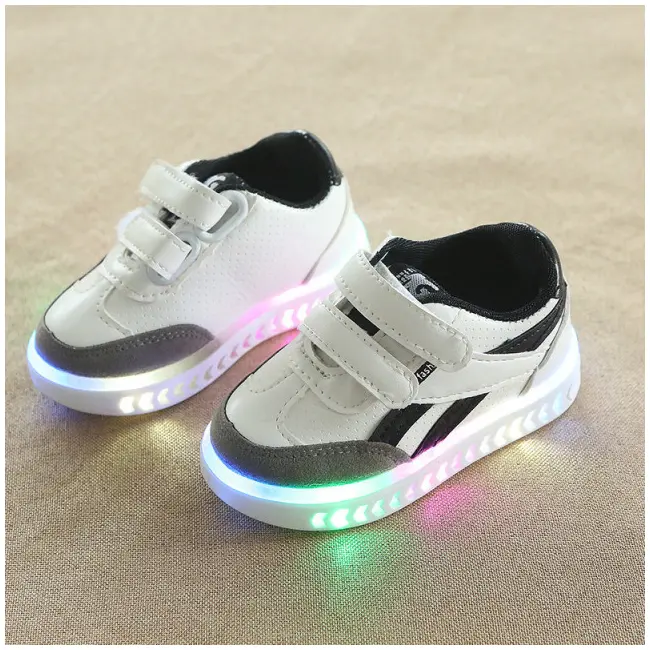 Adidasi albi cu luminite - MDNG08-1-p26.Marimea 24
