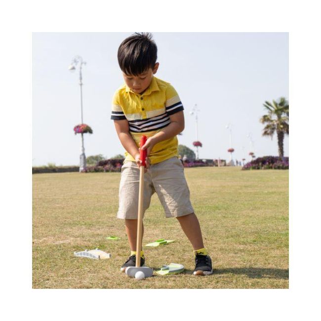 Joc mini-golf din lemn
