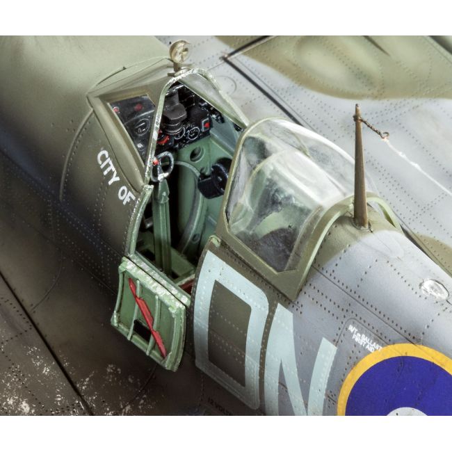 REVELL REVELL Spitfire Mk.IXC - VRNRV3927