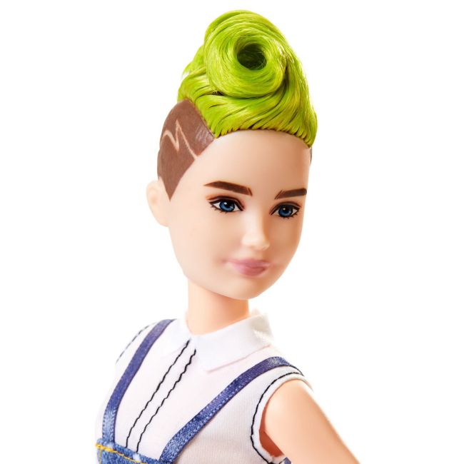 PAPUSA BARBIE FASHIONISTA CU SALOPETA SI O COAFURA VERDE VIVMTFBR37_FXL57