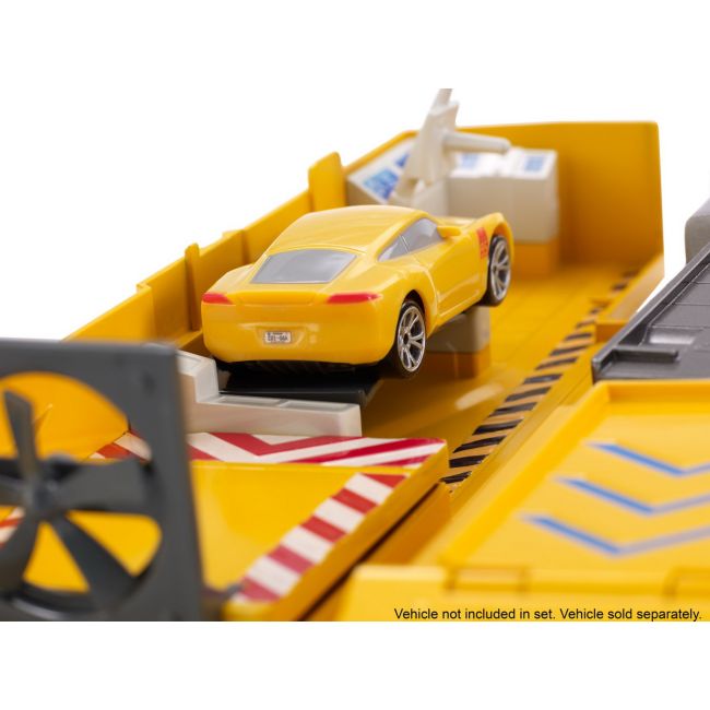 CARS SET DE JOACA MEGA TRANSPORTATORUL LUI CRUZ RAMIREZ VIVMTFRJ07_FLK11