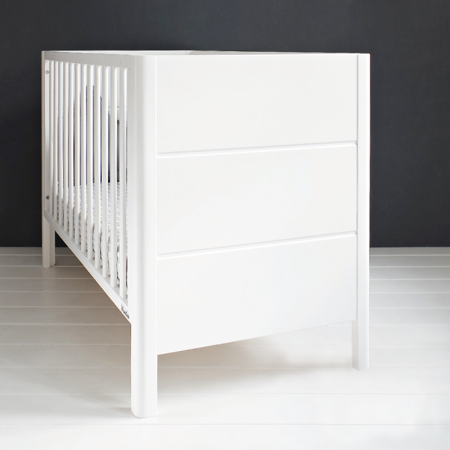 Patut Din Lemn Pentru Bebe, Inaltime Saltea Reglabila, Smooth Alb 120x60 Cm Pjbsmooth_cot_white