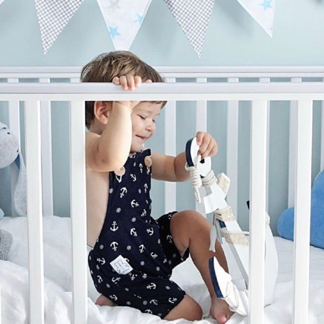 Patut Din Lemn Pentru Bebe, Inaltime Saltea Reglabila, Star Baby Alb 120x60 Cm Pjbstar_cot_white
