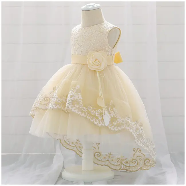 Rochita ocazie cu trena - MBL1921XZ-2.9-12 luni (Marimea 20 incaltaminte)