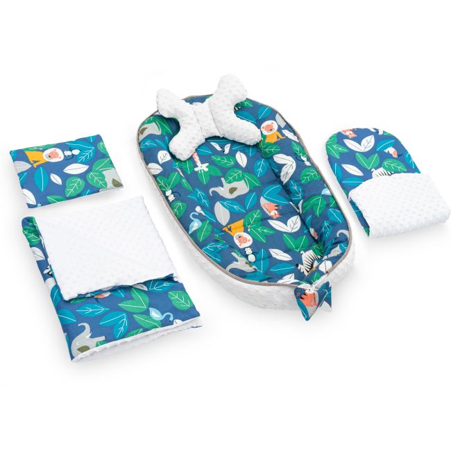Set 5 in 1 Babynest Minky, 2 perne, 1 paturica si o saltea cu doua fete Tutumi TT37547 BBJTT37547_Alb/Albastru Jungle