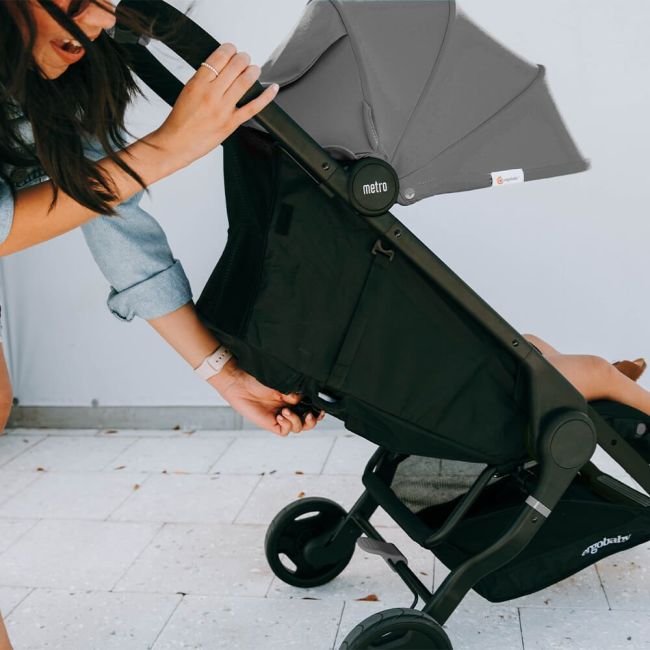 Carucior Compact Metro Ergobaby Gri pana la 22kg TNAMETRO15EU2