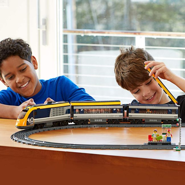 LEGO CITY TREN DE CALATORI 60197 VIVLEGO60197