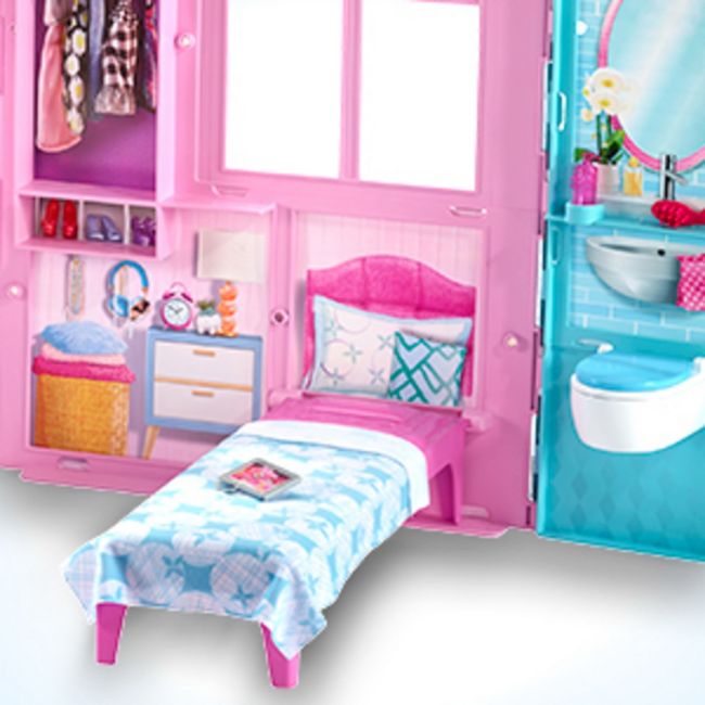 BARBIE CASA PORTABILA CU BUCATARIE DORMITOR BAIE SI PISCINA VIVMTDVX51_FXG54