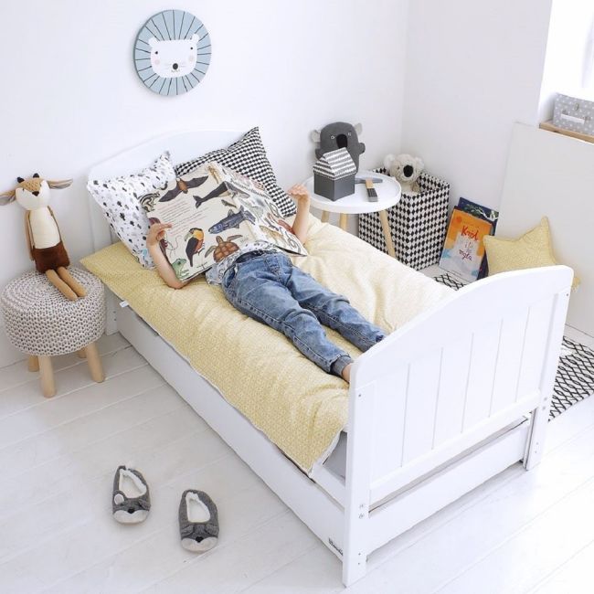 Patut Din Lemn Masiv, Transformabil Pentru Bebe Si Junior, Hampton 140 X 70 Cm Pjbhampton_140