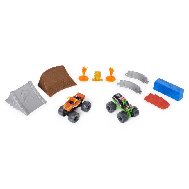 MONSTER JAM SET DE JOACA EL TORO LOCO SI GROPARUL VIV6058007