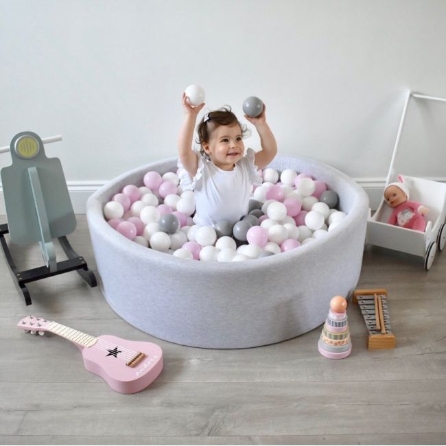 Piscina Uscata Cu 200 De Bile (alb, Gri, Roz Pastel) Meowbaby  , 90x30 Cm, Gri Deschis Pjbmeo033