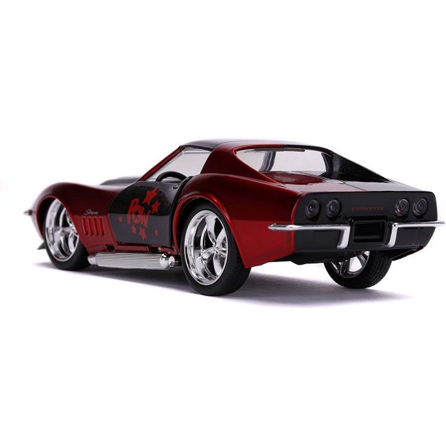MASINA METALICA HARLEY QUINN 1969 CORVETTE STINGRAY SCARA 1 LA 32 VIV253252015