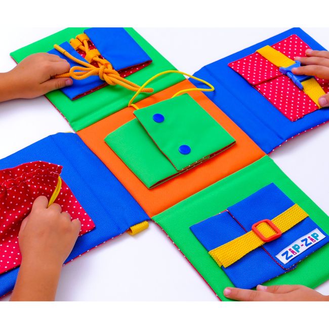 Joc de indemanare Carte Senzoriala Busy Board  Roter Kafer RZ2001-02 BBJRZ2001-02_Initiala
