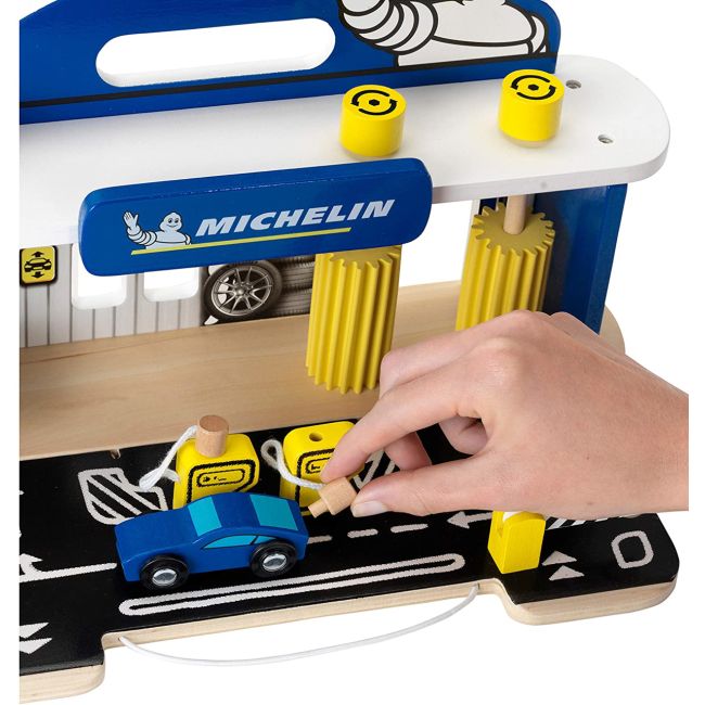 Statie reparatii masini cu spalatorie din lemn Michelin - TK3403