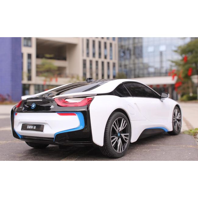 MASINA CU TELECOMANDA BMW i8 SCARA 1 LA 18 VIVRas59200_Alb