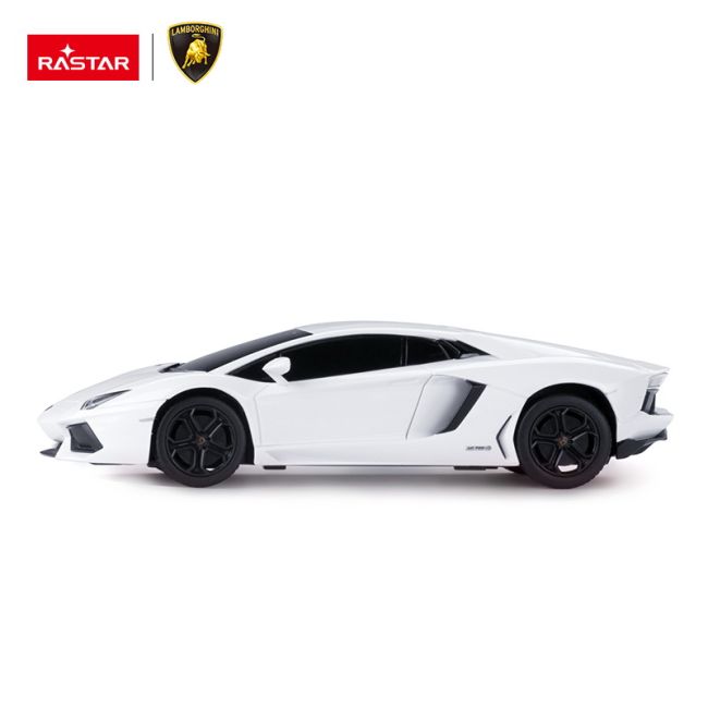 MASINA CU TELECOMANDA LAMBORGHINI AVENTADOR ALB CU SCARA 1 LA 24 VIVRas46300_Alb