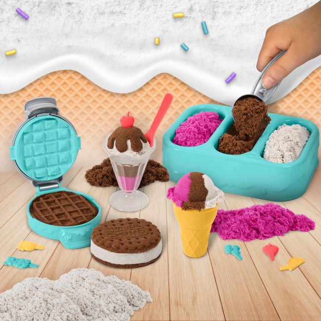 KINETIC SAND SET INGHETATA SI PRAJITURELE COLORATE SI PARFUMATE VIV6059742