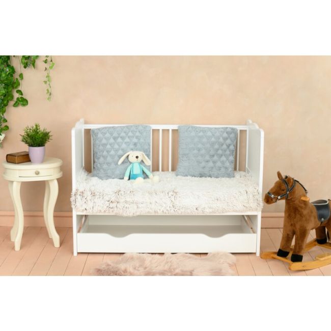 Qmini - Patut din lemn Julia 120x60 cm, multifunctional, cu sertar, Alb + Saltea 10 cm BYNQM_JUL10CM02AL