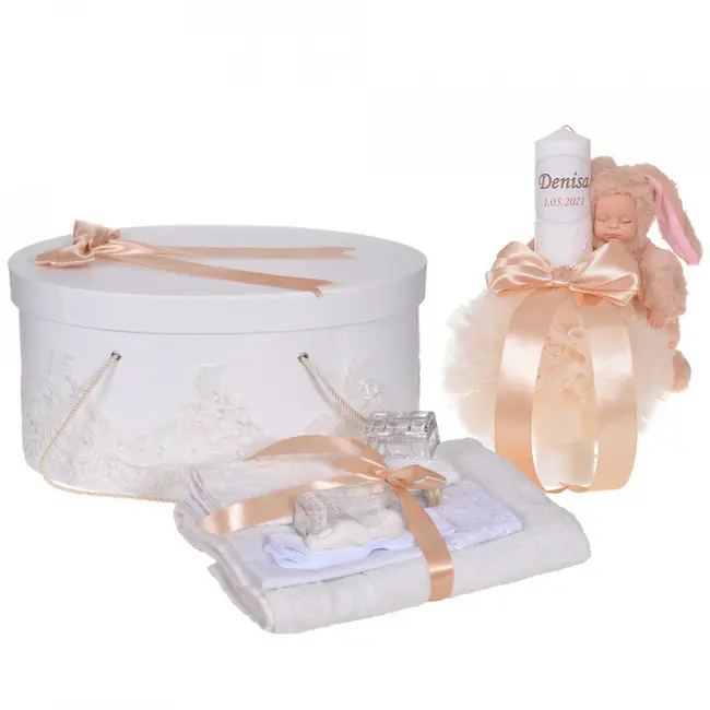 Pachet elegant trusou botez Unisex si lumanare personalizata cu nume si cutie trusou, decor Crem cu iepuras Denikos&reg; 950 - NKO5379