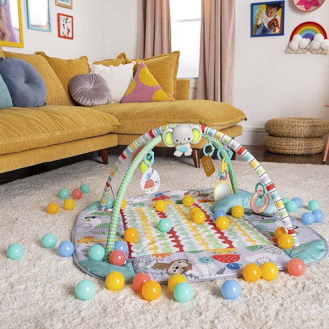 Bright Starts - Salteluta de activitati 5 in 1 Gym & Ball Pit Totally Tropical BBB12624