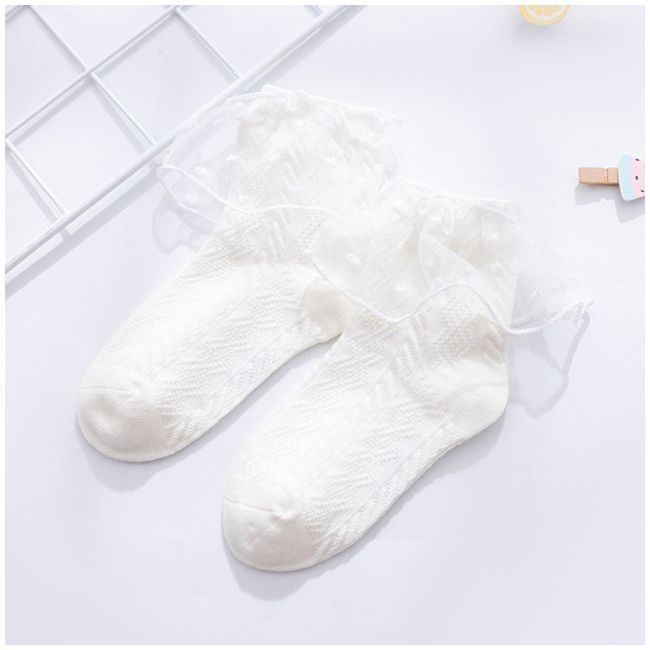 Sosetele cu model din tesatura si volanas din tulle MDSKK153
