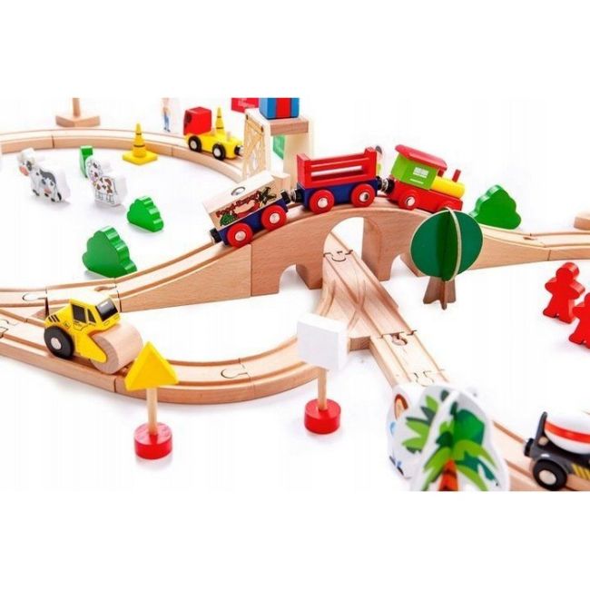 Circuit din lemn cale ferata din 78 piese ecotoys hm008999 edeedihm008999