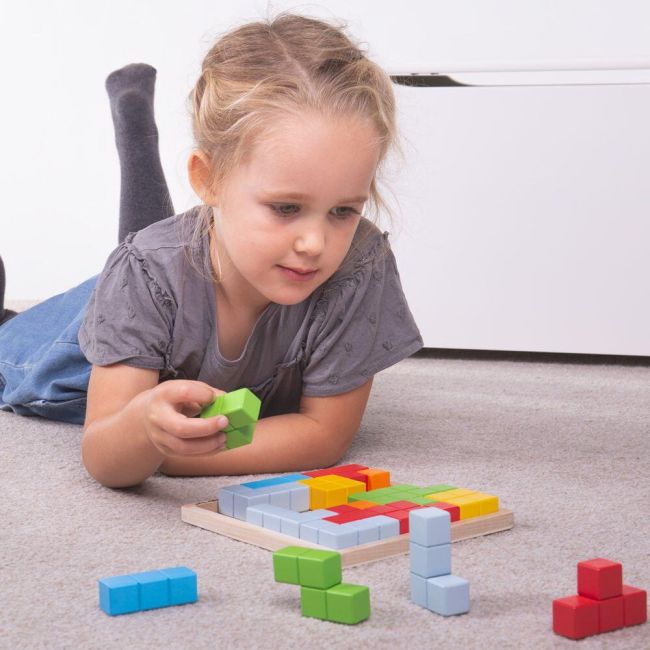 Joc de logica - puzzle colorat