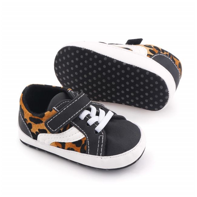 Tenisi negri cu insertie leopard MDd2685-1-p11
