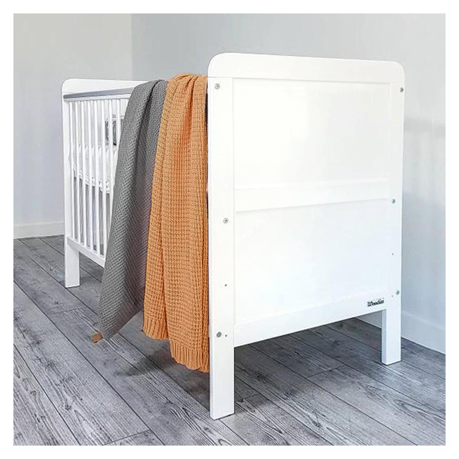 Patut Din Lemn Masiv, Transformabil Pentru Bebe Si Junior, Clasic Alb 140 X 70 Cm Pjbclasic_140