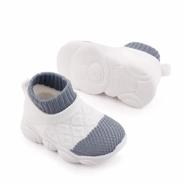 Mocasini albi cu gri tip adidas cu talpa antiderapanta (Marime Disponibila: Marimea 20) MBd2649-3-sa10