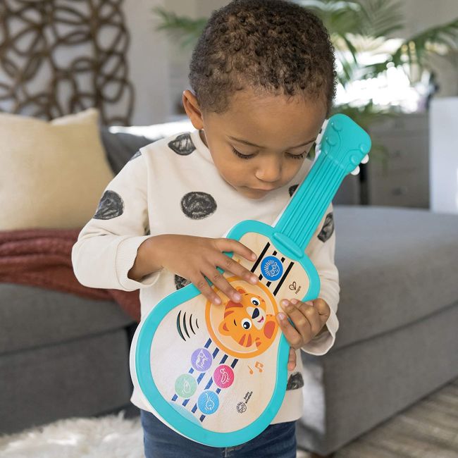 Baby Einstein - Jucarie muzicala Ukulele fermecat BBB12609