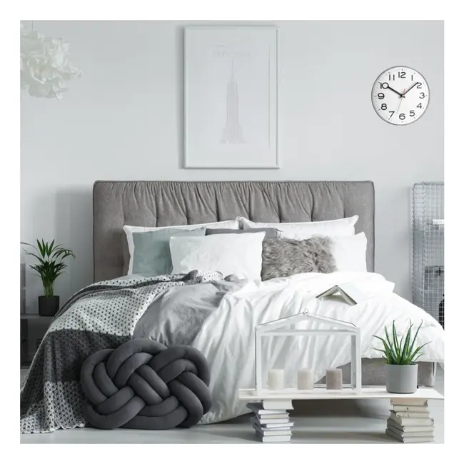 Ceas analog de perete, alb cu argintiu, cifre mari, TFA 60.3017