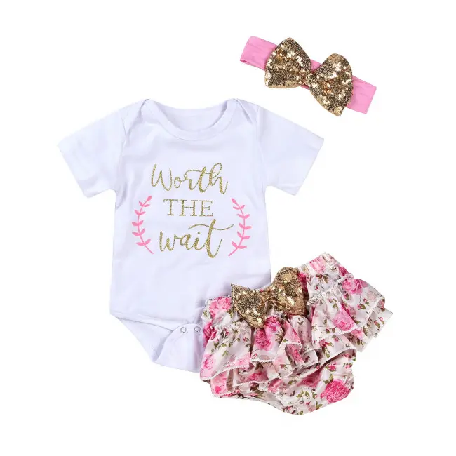 Costumas pentru fetite - Worth the wait MDHA1132-1-DE.3-6 luni (Marimea 18 incaltaminte)