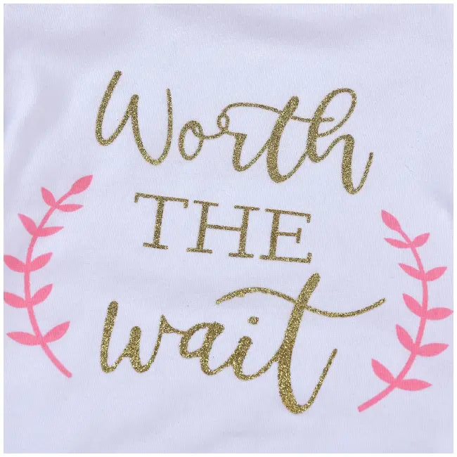 Costumas pentru fetite - Worth the wait MDHA1132-1-DE.3-6 luni (Marimea 18 incaltaminte)