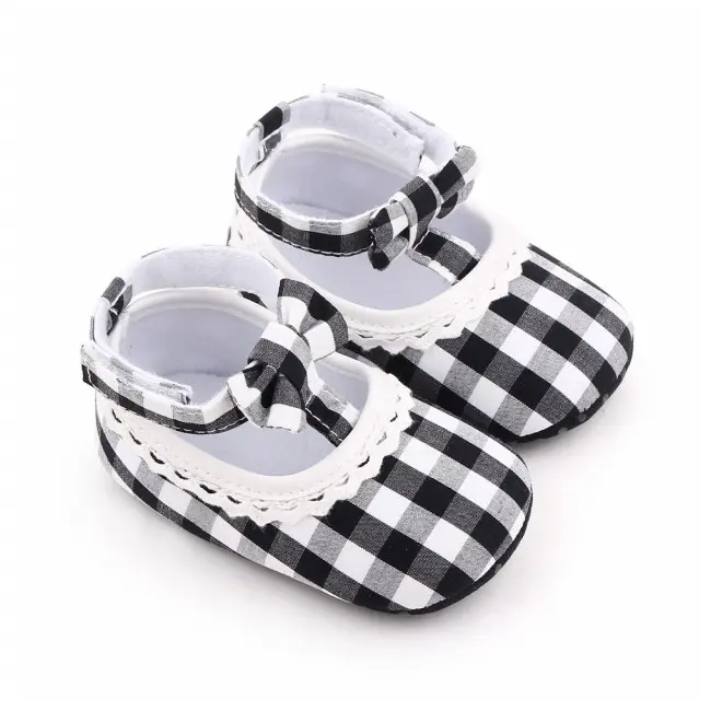 Pantofiori in carouri albe si negre pentru fetite MDd2657-3-p13
