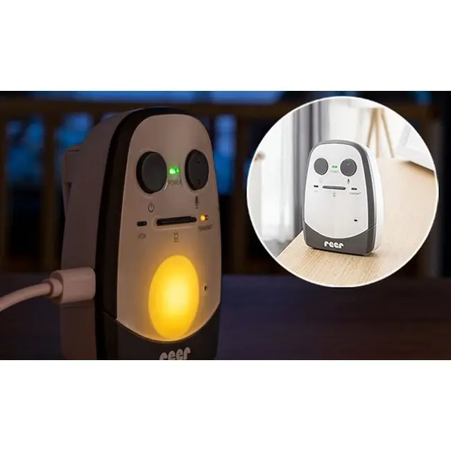 Monitor audio digital pentru bebelusi Cosmo, lumina de veghe, functie VOX, interfon, distanta 600 m, Reer 50150