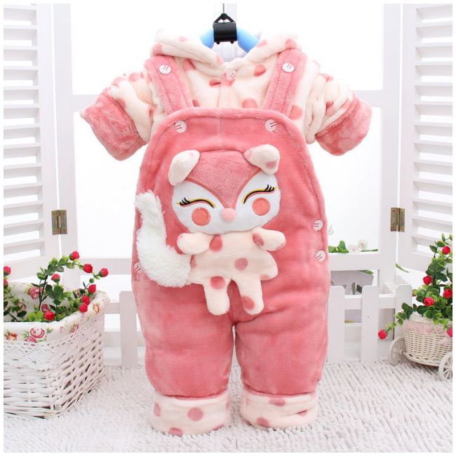 Costum roz somon, captusit din material plusat - foxy mdtlyr22-sa3.9-12 luni (marimea 20 incaltaminte)
