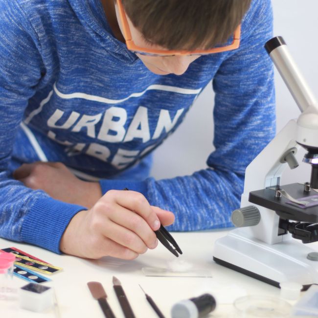 Microscop - 50 experimente bkmr600