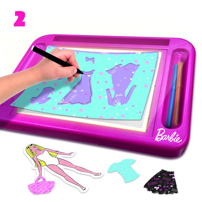 Atelier de moda - barbie
