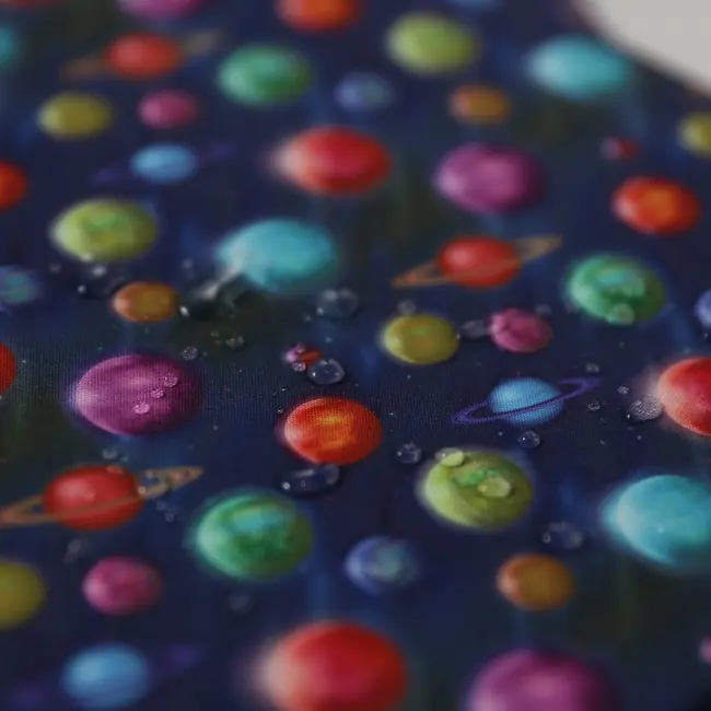 Salopeta impermeabila pentru copii Kidscare, cu protectie la vant si apa cu imprimeu Planete - marime 116 SUPKCSI506_Planete-116