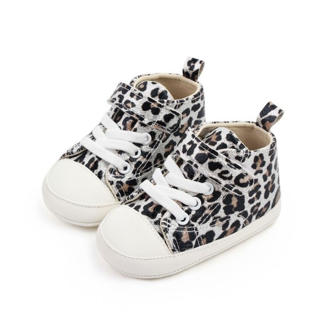 Tenisi albi pentru fetite - leopard mdd2767-3-p15.3-6 luni (marimea 18 incaltaminte)