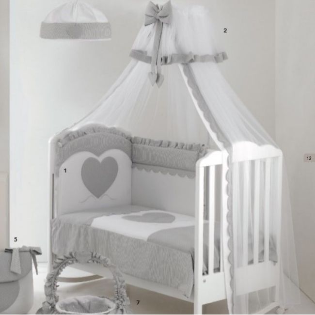 Set Lenjerie De Lux Din Bumbac Cu Broderie, Protectie Laterala, Pilota, Pentru Pat Bebelusi, Cuore Di Mamma Gri, Italia Pjblenj_cuore_grey
