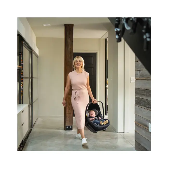Nuna - set scoica auto i-size arra next hazelwood + baza isofix base next i-size pentru arra next bbbcs11300hazglset